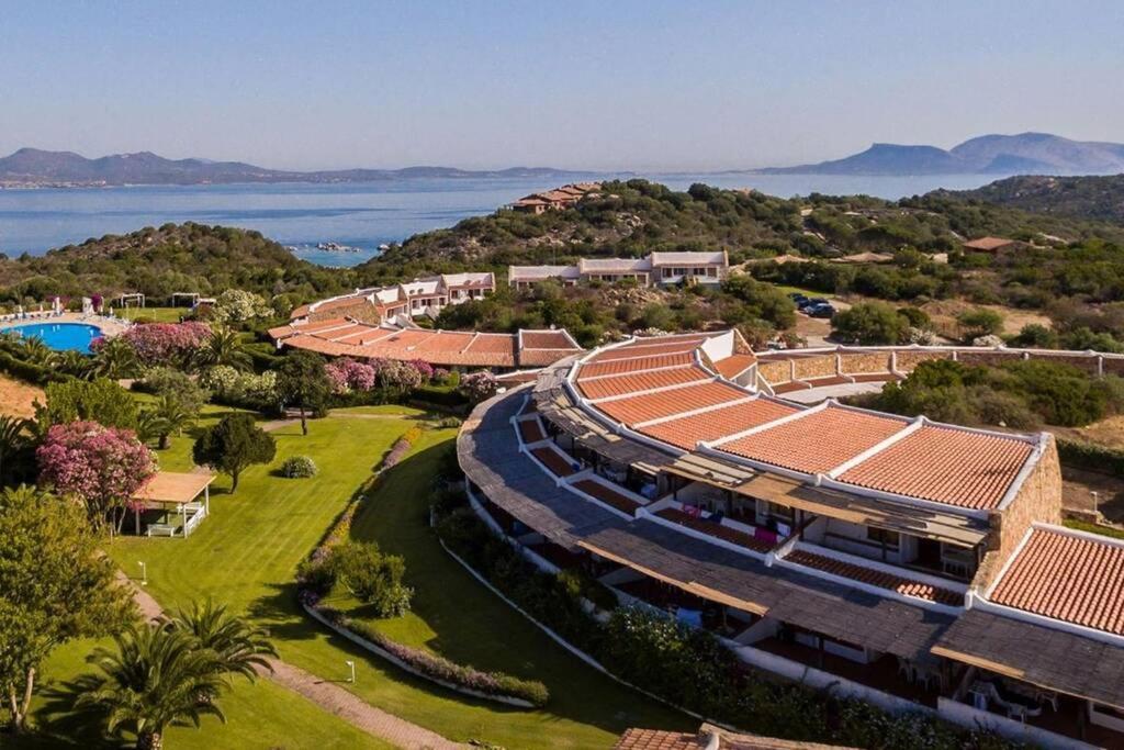 Boho Chic Beach Resort In Sardegna Porto Istana Exteriör bild